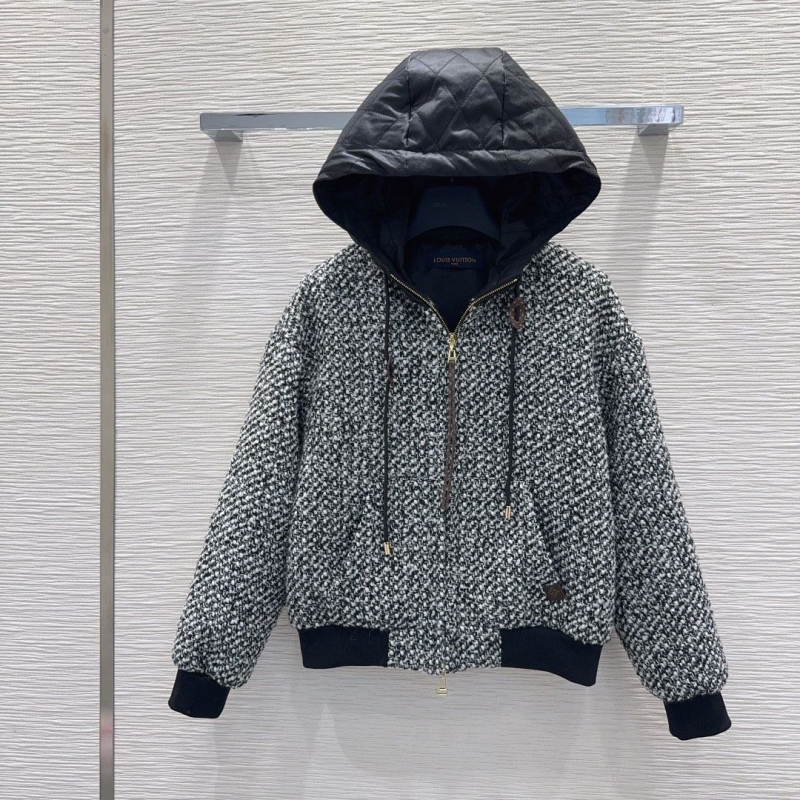 l0vis Vvtt0n outwear